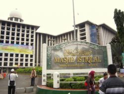 Masyarakat yang Ingin Salat Id di Istiqlal Diminta Datang Saat Subuh