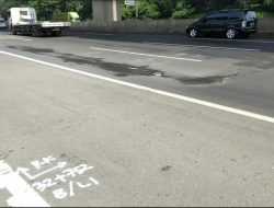 Tol Jakarta-Cikampek dalam Proses Perawatan, Pengguna Diimbau Hati-Hati