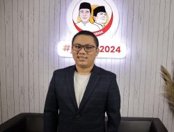 Jokpro: Prabowo Sebut Capres Tak Harus Dirinya, Sinyal Kuat untuk Jokowi Tiga Periode