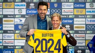Perpanjang Kontrak Sampai 2024, Buffon Bakal Bermain Dengan Parma Hingga Umur 46 Tahun