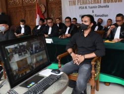 Divonis Bebas, Dua Polisi Penembak Laskar FPI Sujud Syukur