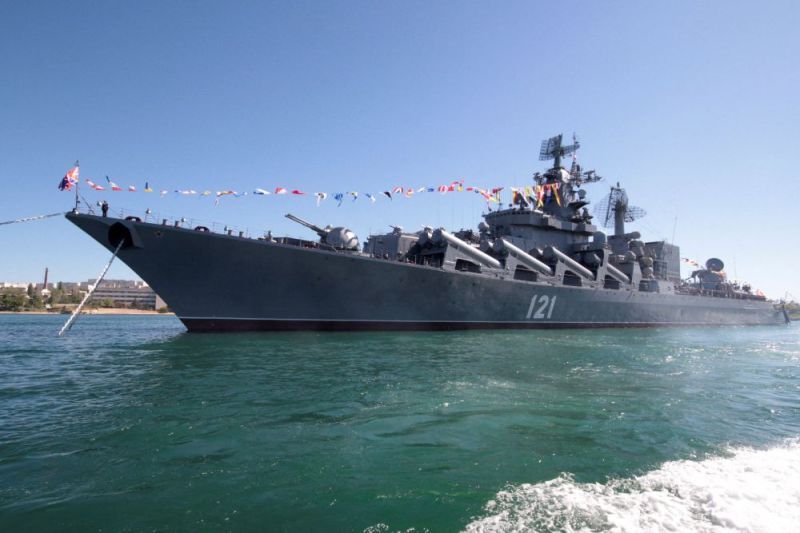 Warga Rusia Berduka Atas Tenggelamnya Kapal Perang Moskva