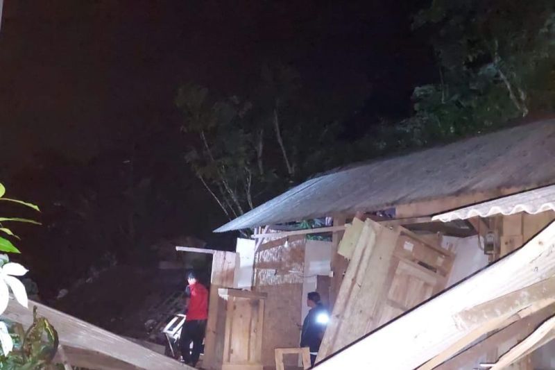Dua Rumah di Desa Putung Trenggalek Rusak Diterjang Longsor