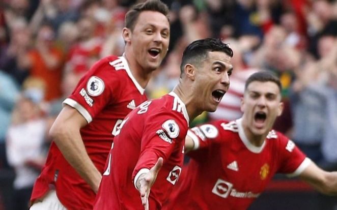 Borong Tiga Gol, Ronaldo Selamatkan Kekelahan MU dari Norwich City