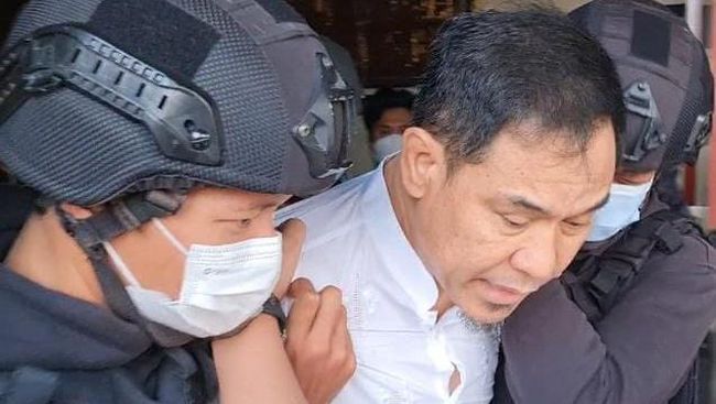 Divonis 3 Tahun di Kasus Terorisme, Munarman Ajukan Banding