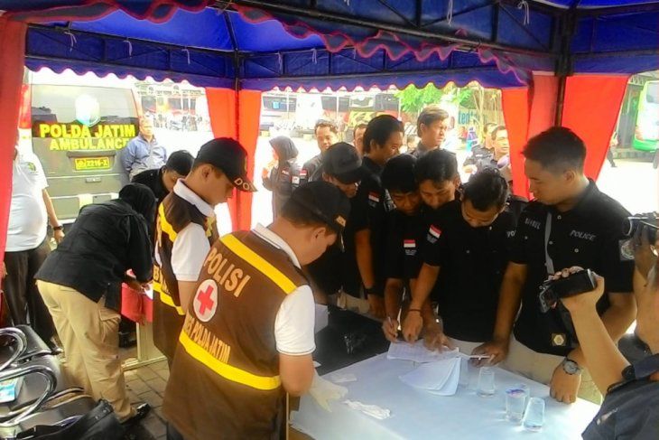 Sejumlah Awak Angkutan Darat, Laut dan Udara Dites Urine