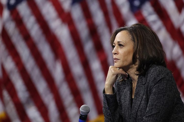 Wapres AS Kamala Harris Dilaporkan Positif COVID-19