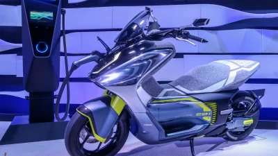 Semester II 2022, Yamaha E01 “Nmax Listrik” Masuk Indonesia