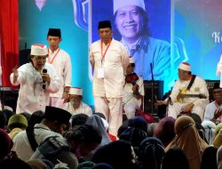 Cak Nun ungkap Tak Pernah Bermusuhan dengan Ibu Mega
