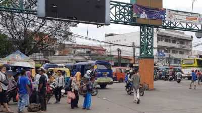 Terminal Induk Kota Bekas Mulai Diserbu Pemudik Pada Hari Senin