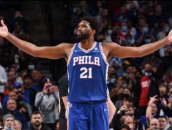 Tulang Orbita Kanan Retak, Joel Embiid Terancam Absen Lama
