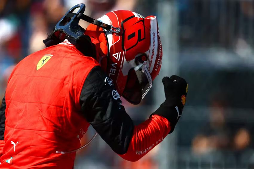 FORMULA 1 - Leclerc Rebut Pole GP Miami, Ferrari Amankan Start Baris Terdepan