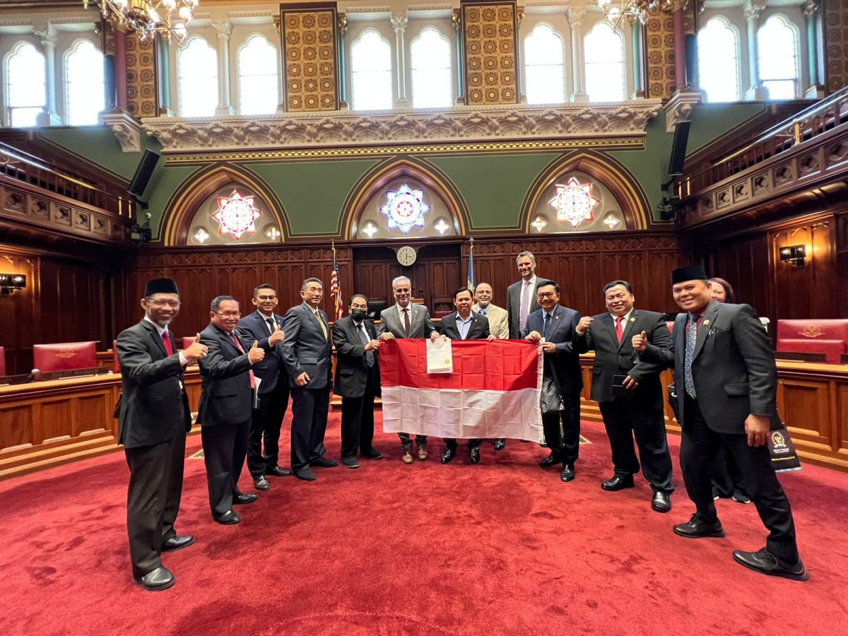 Diundang Senator Negara Bagian Connecticut AS, Sultan Bicara Penguatan Lembaga DPD RI