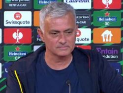Mourinho Klaim Bakal Bertahan di AS Roma
