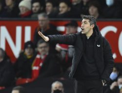 LIGA INGGRIS – Positif COVID-19, Bruno Lage Absen Dampingi Wolves Saat Kontra Chelsea