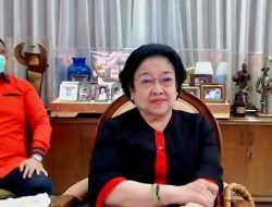 Megawati Ingatkan Kader untuk Tidak Lengah dengan Hasil Survei