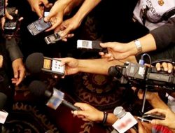 Akademisi Sebut Kebebasan Pers Hadapi Berbagai Tantangan di Era Digital