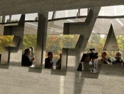 FIFA: Penerapan Kartu Biru di Sepak Bola Sulit Diterapkan
