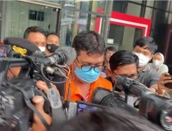 Jadi Tersangka Kasus Suap Dana PEN, Adik Bupati Muna Ditahan KPK