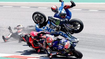 MOTOGP 2022 - Alami Kecelakaan di Catalunya, Pergelangan Alex Rins Retak