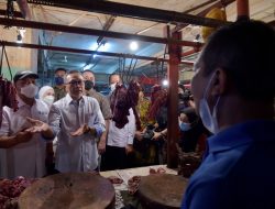 Kerja Cepat Pantau Pasar, Mendag Zulhas: Kita Ingin Pedagang dan Pembeli Bahagia