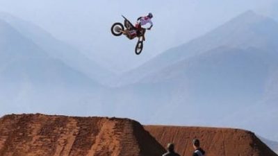 Race 1 MXGP Samota, Pebalap MX2 Indonesia Tercecer di Posisi Belakang
