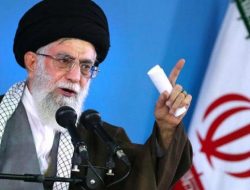 Pemimpin Tertinggi Iran Peringatkan Presiden Donald Trump Akan Dihadapi dengan Pembalasan yang Tegas