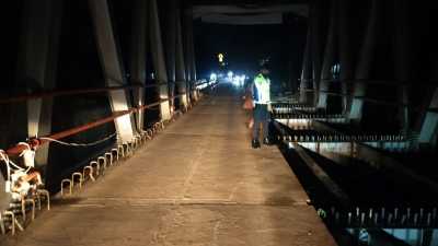 Tiga Warga Tercebur dari Jembatan Gantung Cimandiri Sukabumi