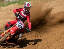 Tim Gajser Sapu Bersih Dua Race Seri MXGP Indonesia