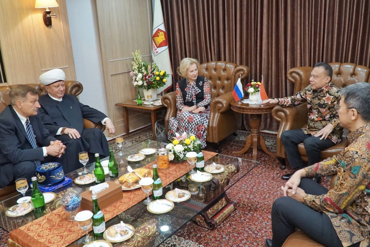 Dasco Terima Kunjungan Dubes dan Ulama Federasi Rusia