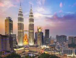 Malaysia Belum Ketahui Penyebab Meledak dan Terbakarnya Pipa Gas Petronas di Selangor