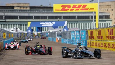 Panitia Formula E Bantah Mainan Mobil-mobilan dengan Wajah Anies Bagian dari Ajang Balapan