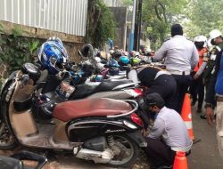Sudinhub Jakarta Selatan Tindak Pelaku Parkir Liar