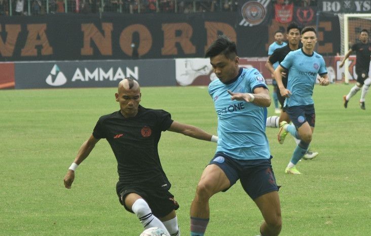 Dua Gol Riko Simanjuntak Bawa Persija Imbangi Thailand