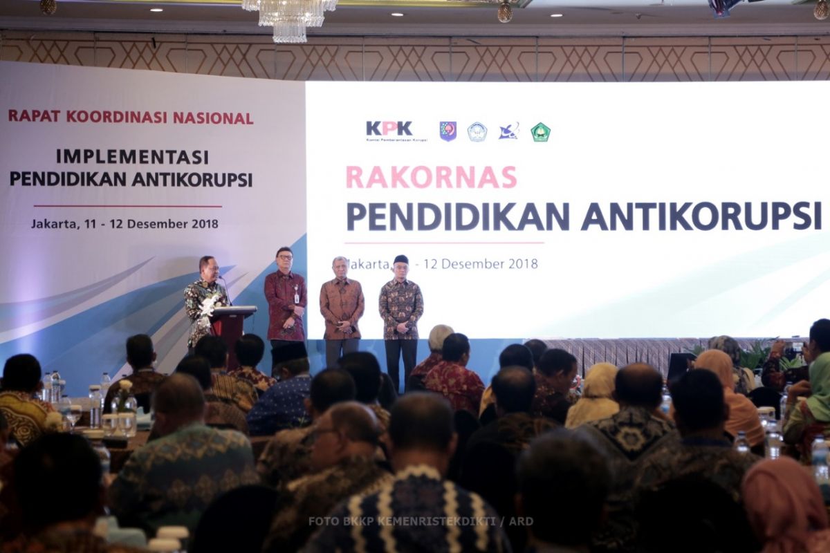 Mendiktisaintek: Kalau Mau Curang jangan di Pendidikan!