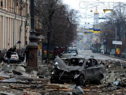KONFLIK RUSIA-UKRAINA – Serangan Rudal di Kharkiv Lukai Tiga Warga Sipil