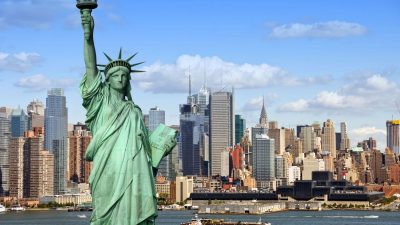 New York Bakal Wajibkan Taksi Online Pakai Mobil Listrik di 2030