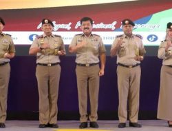 Junimart Soroti Atribut Baret dan Pangkat yang di Pakai Pegawai Kementerian ATR/BPN