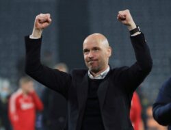 LIGA INGGRIS — Ten Hag Beri Istarat Tangani MU Berlanjut hingga Musim Depan