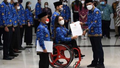 Menpora Angkat 193 Atlet Berprestasi Jadi PNS