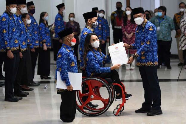 Menpora Angkat 193 Atlet Berprestasi Jadi PNS