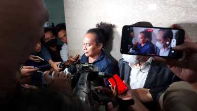 Hakim Tunda Sidang Gugatan Perdata yang Diajukan oleh Mantan Pengacara Bharada E