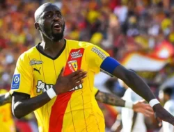 LIGA PRANCIS – Lens Permalukan Monaco di Hadapan Pendukungnya