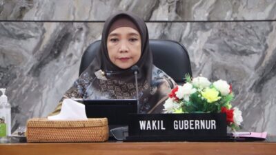 Pimpin Pelaksanaan Evaluasi RB dan SAKIP, Wagub Ummi Rohmi Paparkan Inovasi dan Prestasi NTB