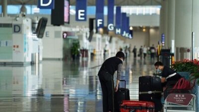 Ratusan Staf Bandara Heatrow Sudah Empat Hari Mogok Karena Tolak Kerja Lembur