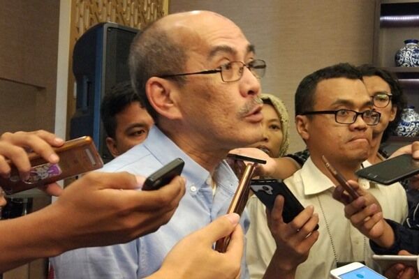 Meski Harga BBM Batal Naik, Faisal Basri Prediksi Inflasi Tetap Tinggi