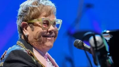 Elton John Umumkan Tak Lagi Gunakan Twitter