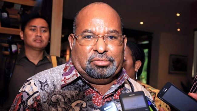 Lukas Enembe, Gubernur Lukas Enembe , Gubernur Papua