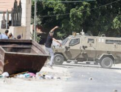 Bentrok Antara Kelompok Terjadi Kembali di Kamp Pengungsian Ain Al-Helweh Lebanon