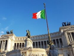 Puluhan Ribu Oposisi Italia Unjuk Rasa di Kota Roma Minta Hentikan Genosida di Gaza
